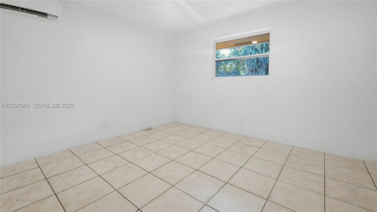 2711 SW 8th St, Unit 3, Fort Lauderdale, FL 33312 Photo