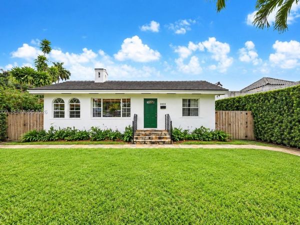5850 SW 33rd St , Miami, FL 33155