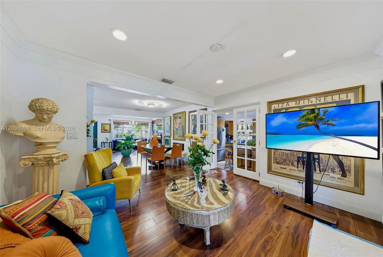 5850 SW 33rd St , Miami, FL 33155 Photo