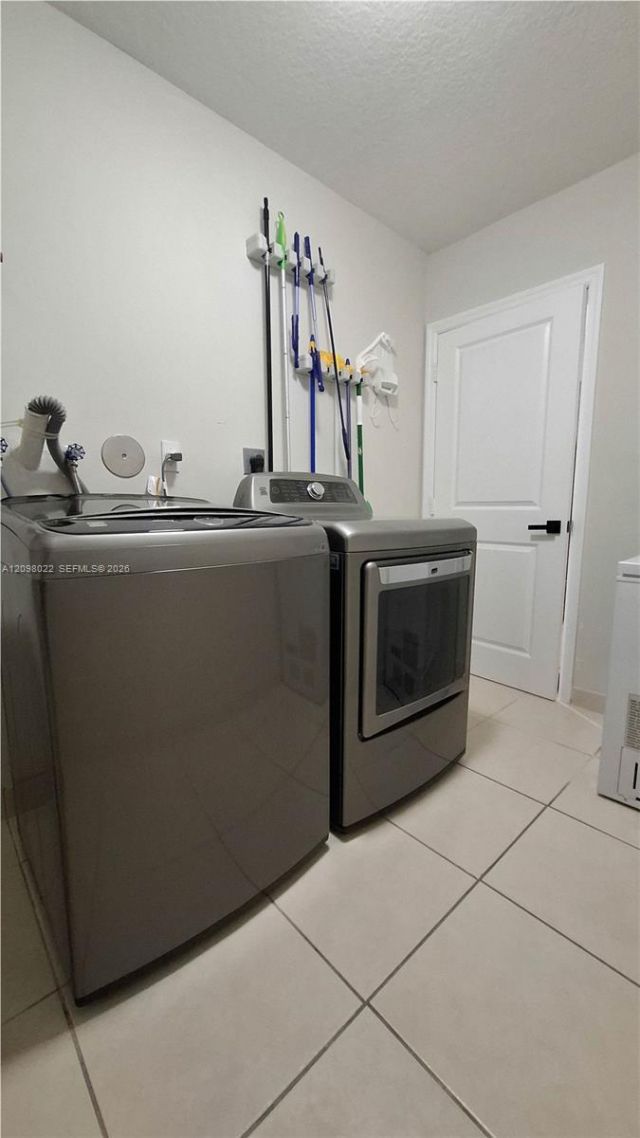 5983 SW 162nd Pl, Miami, FL 33193 Photo