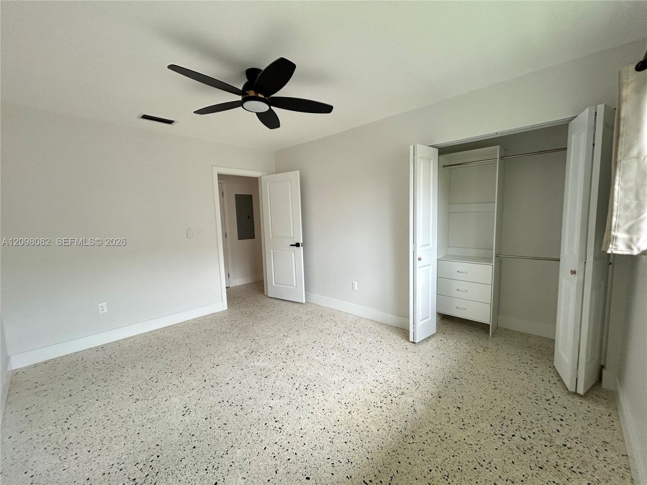 3521 SW 3rd St , Unit 3523, Miami, FL 33135 Photo