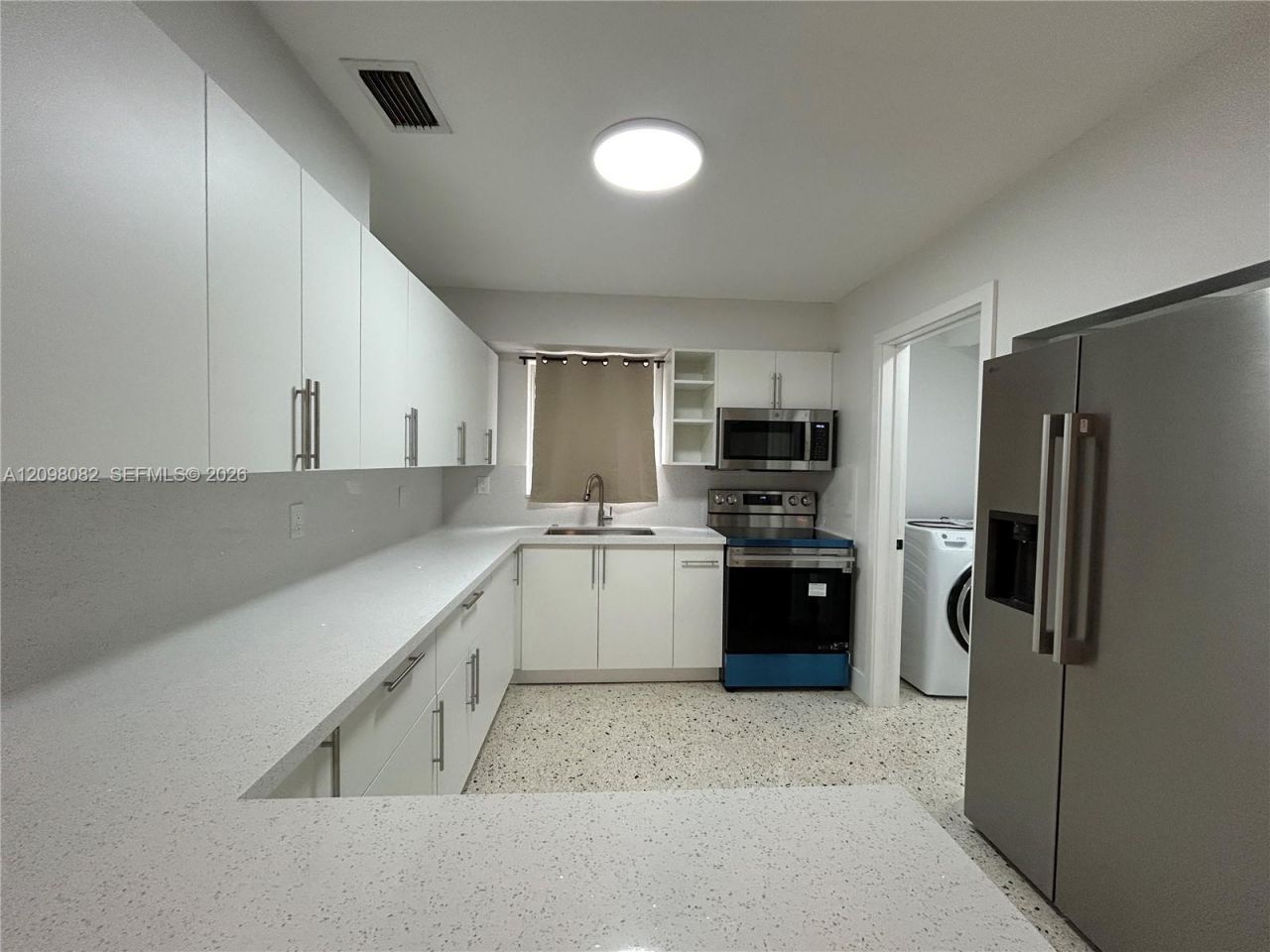3521 SW 3rd St , Unit 3523, Miami, FL 33135 Photo
