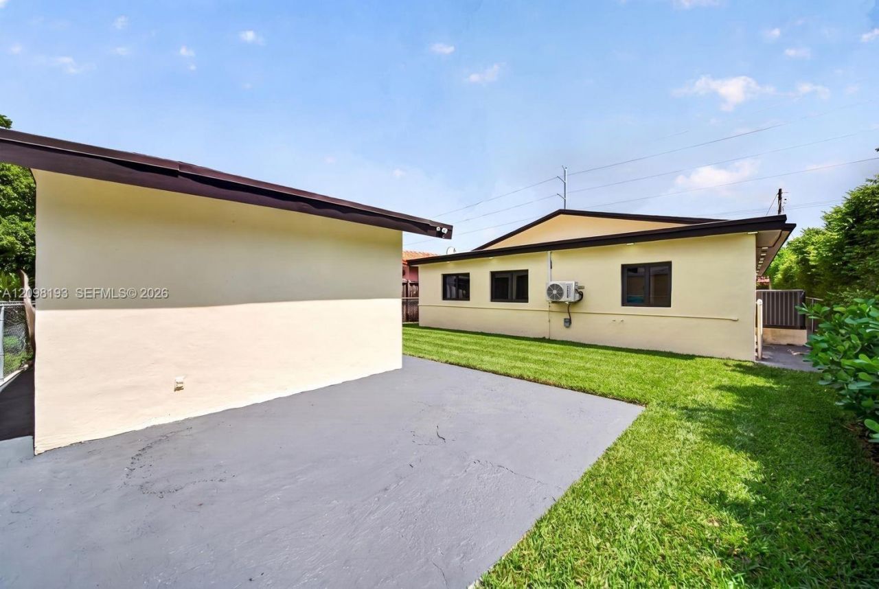 2216 SW 62nd Ave , Miami, FL 33155 Photo