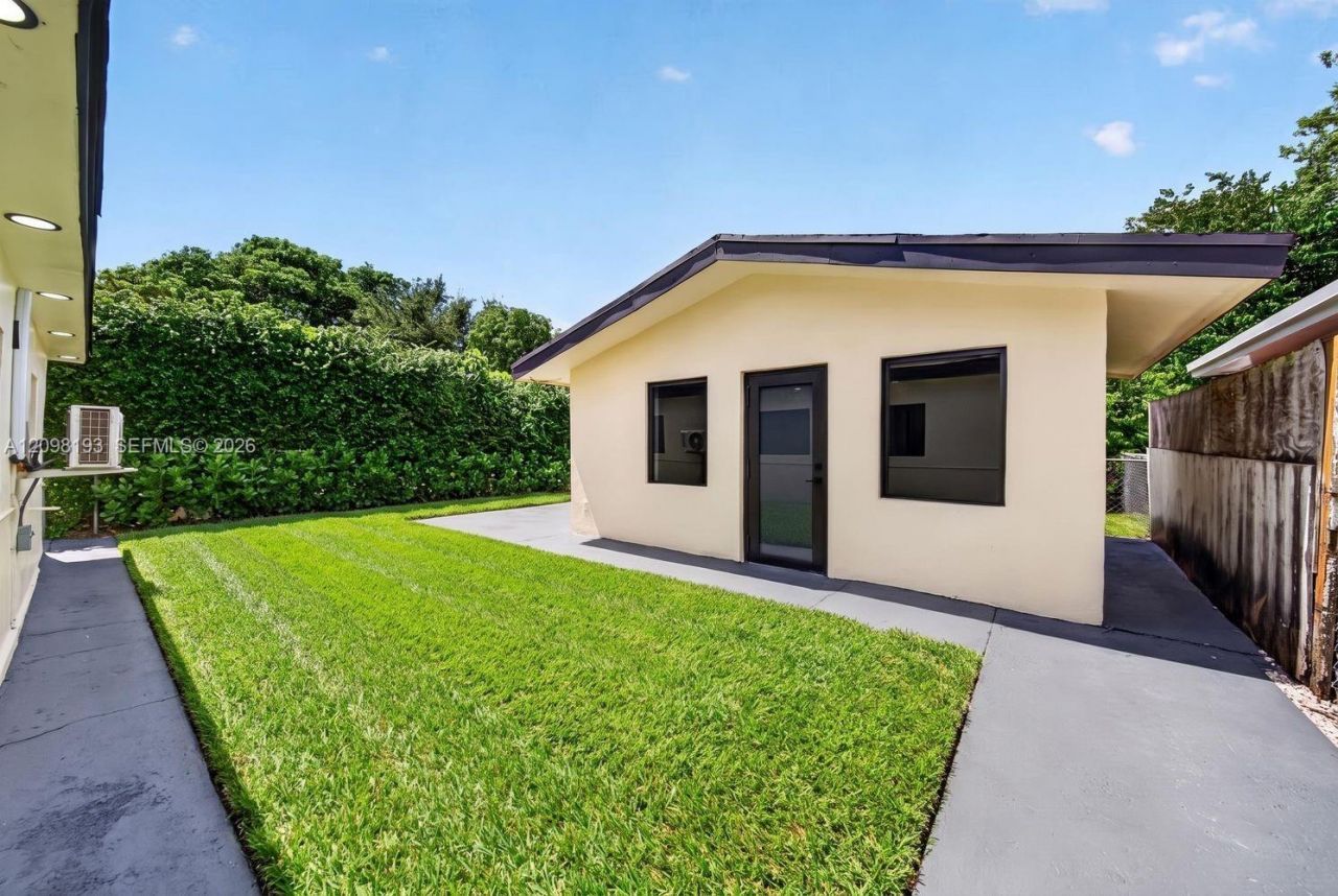 2216 SW 62nd Ave , Miami, FL 33155 Photo