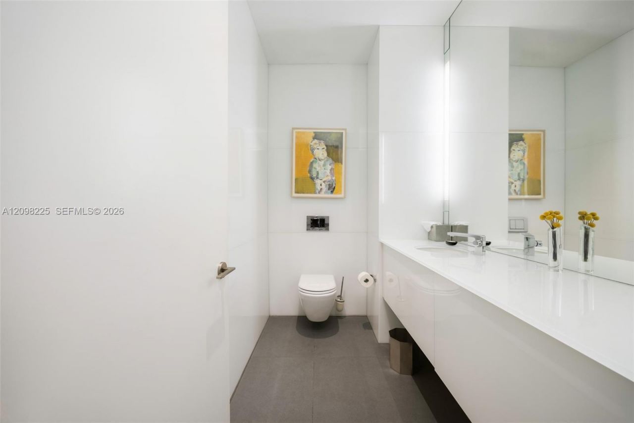 1828 Espanola Dr , Miami, FL 33133 Photo