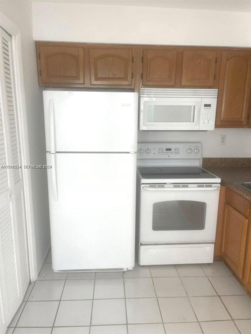 2200 Taylor St , Unit 106, Hollywood, FL 33020 Photo
