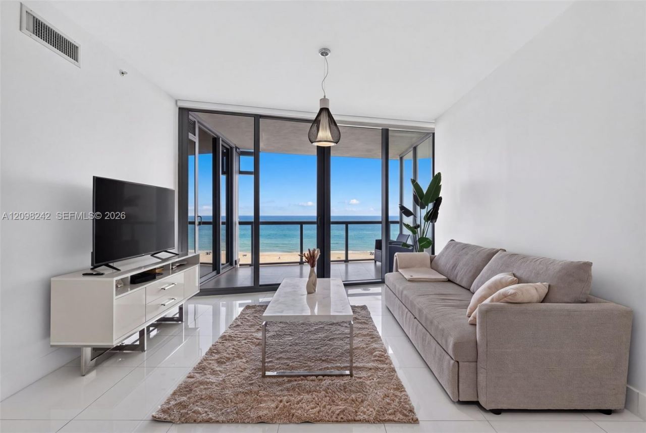 17121 Collins Ave , Unit 803, Sunny Isles Beach, FL 33160 Photo