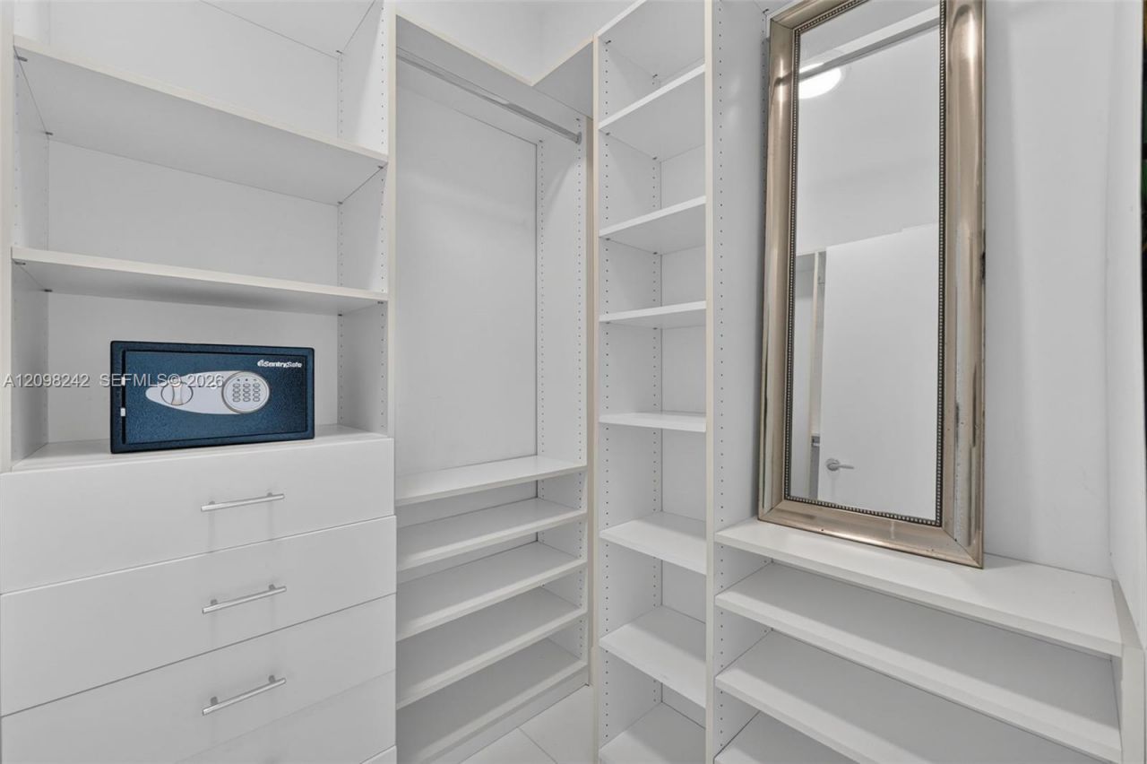 17121 Collins Ave , Unit 803, Sunny Isles Beach, FL 33160 Photo