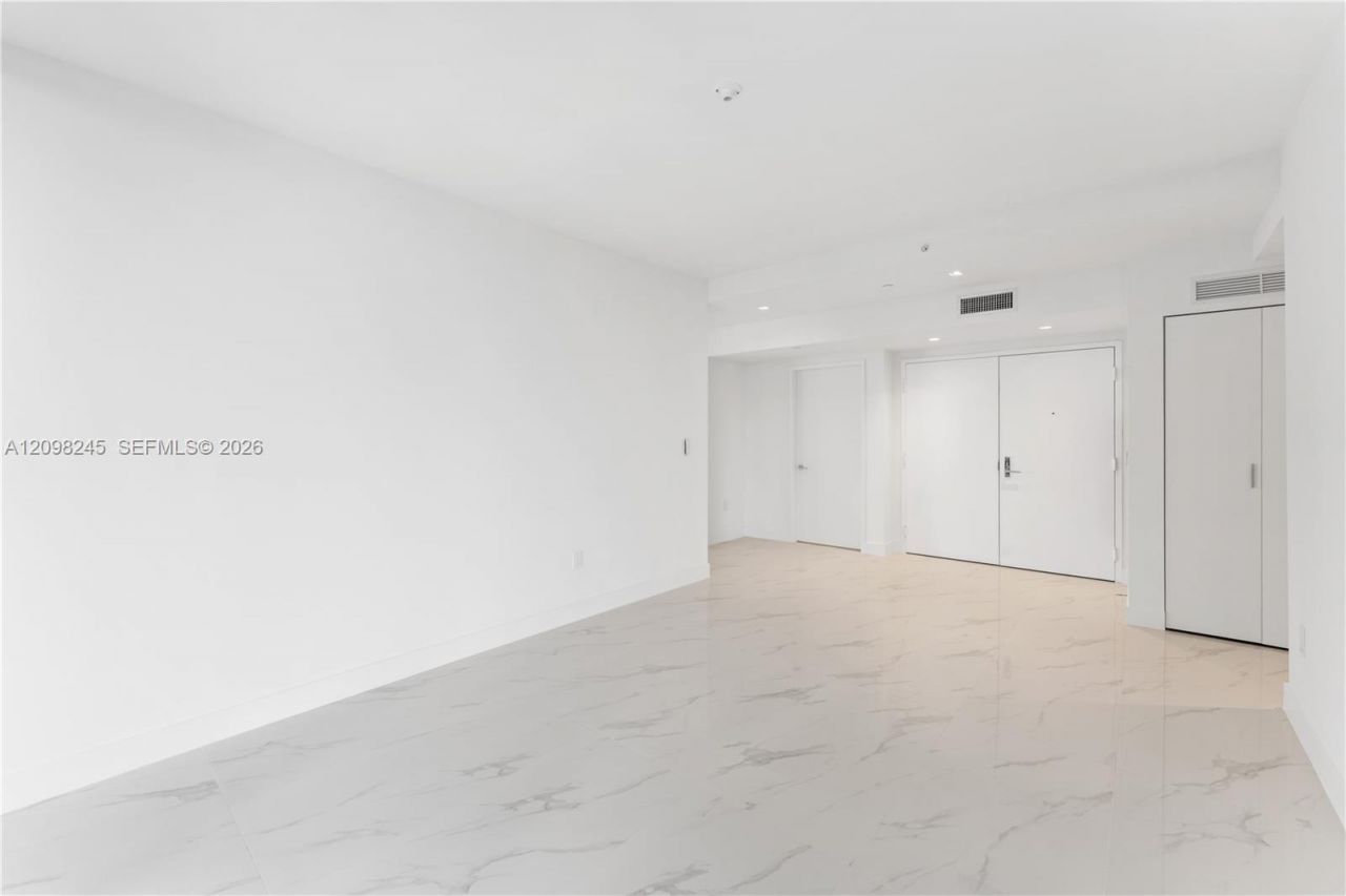 700 NE 24th St , Unit 5401B, Miami, FL 33137 Photo