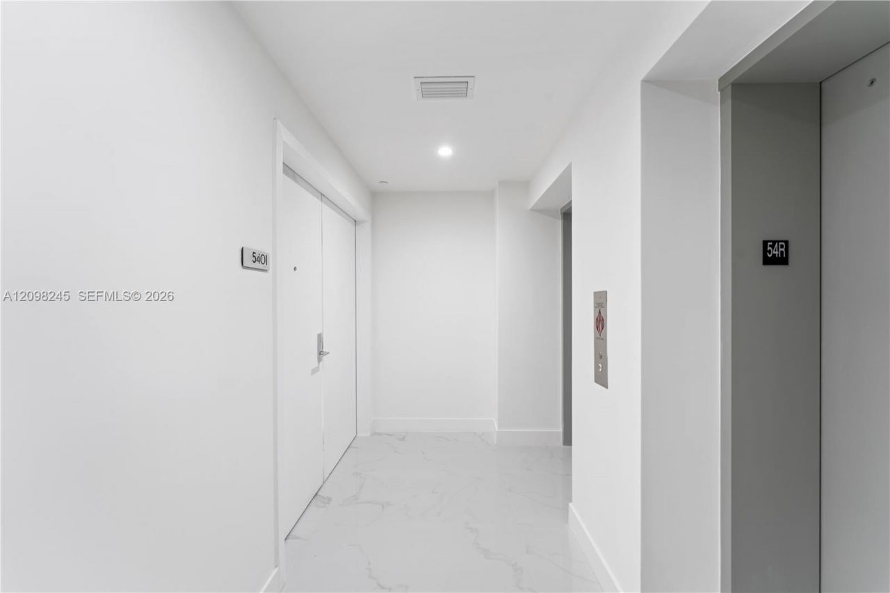 700 NE 24th St , Unit 5401B, Miami, FL 33137 Photo