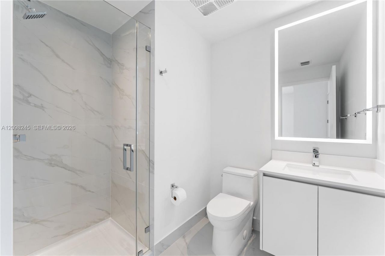 700 NE 24th St , Unit 5401B, Miami, FL 33137 Photo