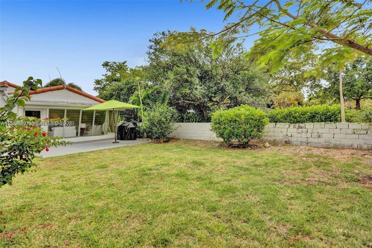 11401 NE 10 Ave , Miami, FL 33161 Photo