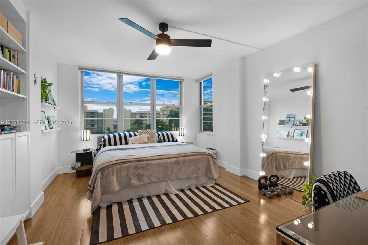 1001 91st St, Unit 506, Bay Harbor Islands, FL 33154 Photo
