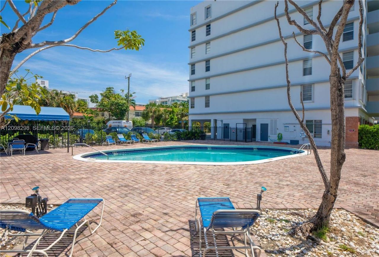 1001 91st St, Unit 506, Bay Harbor Islands, FL 33154 Photo