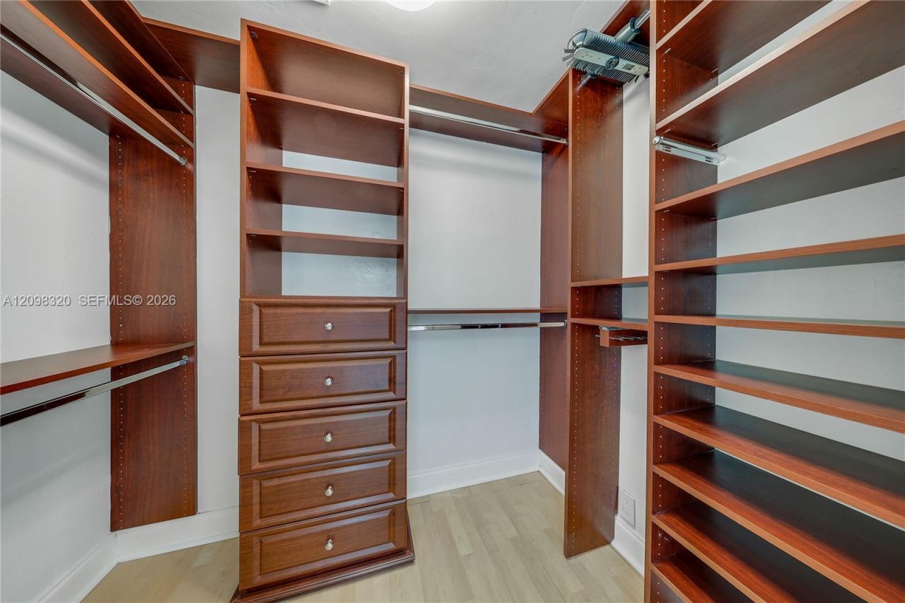 800 SE 3rd Ter , Pompano Beach, FL 33060 Photo