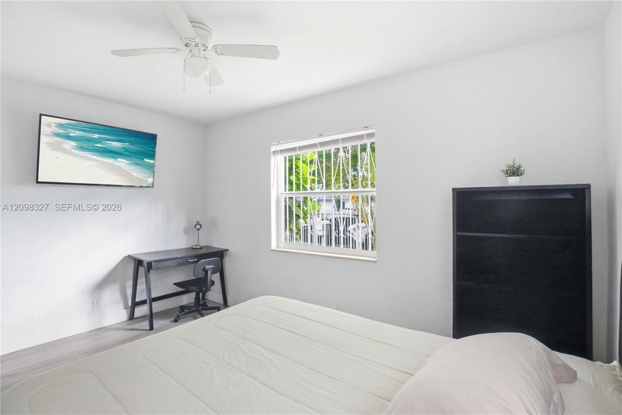 3318 NW 19th Ave, Miami, FL 33142 Photo