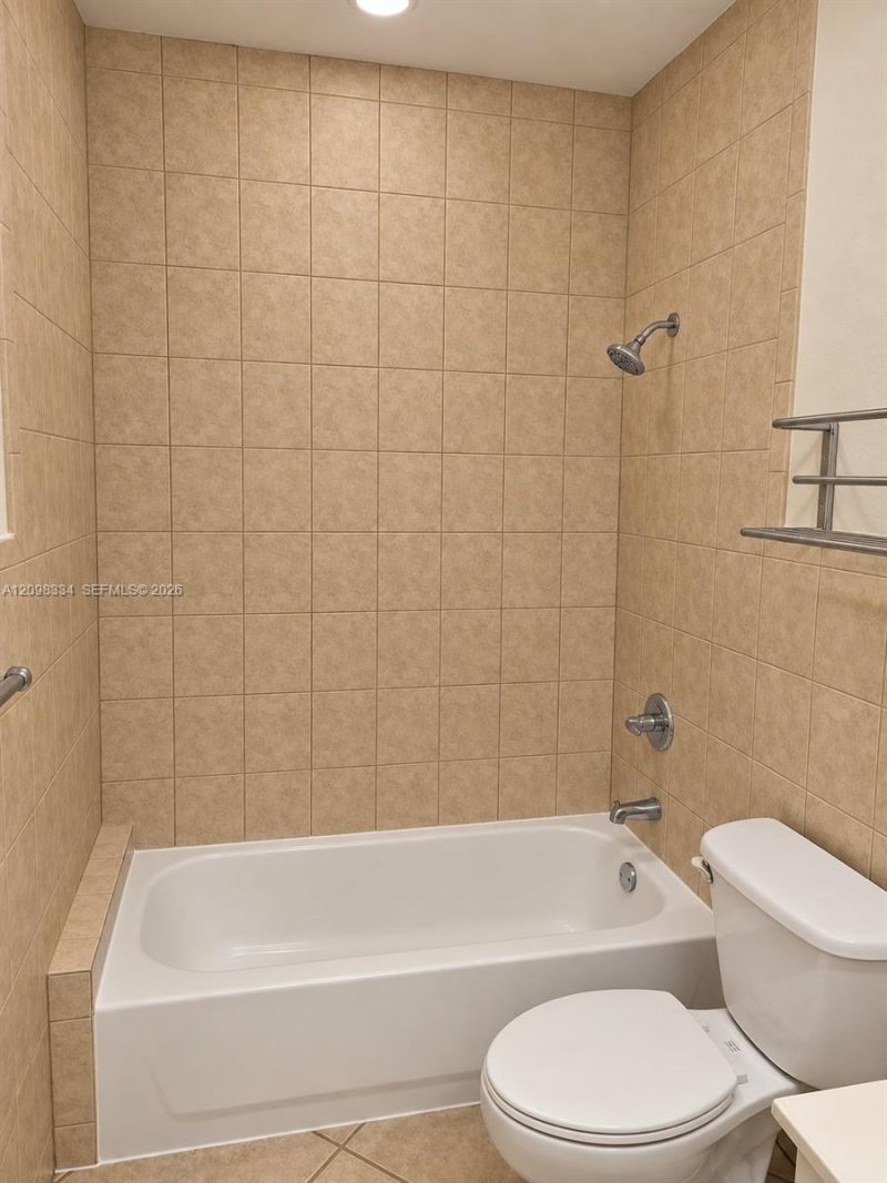 3280 Gifford Ln , Unit 3280, Miami, FL 33133 Photo