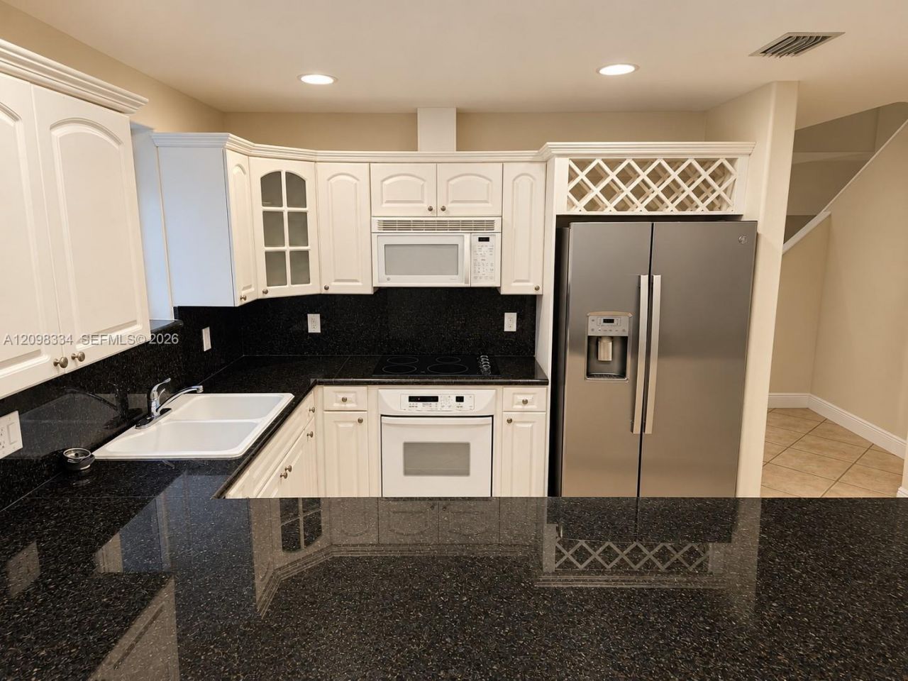 3280 Gifford Ln , Unit 3280, Miami, FL 33133 Photo