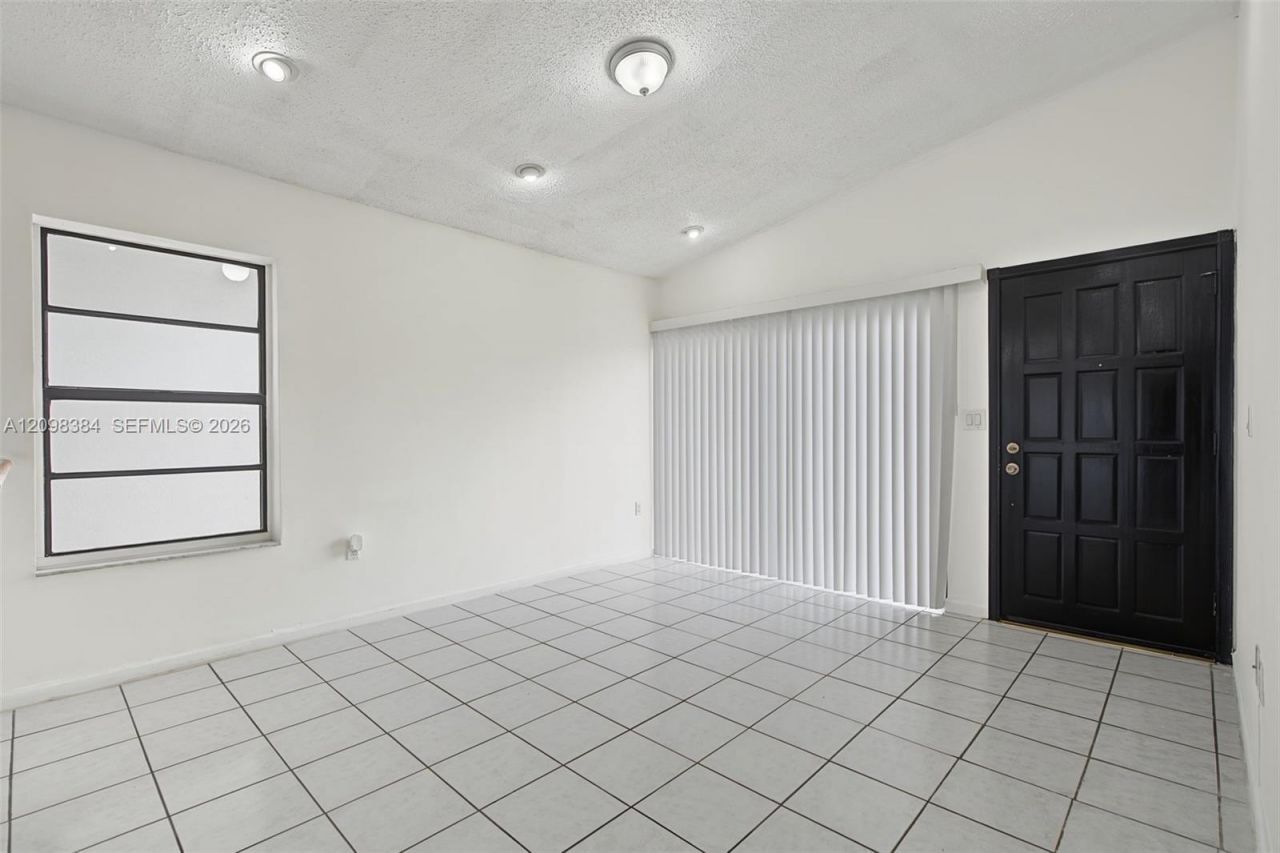 7500 SW 153rd Ct, Unit 206-12, Miami, FL 33193 Photo