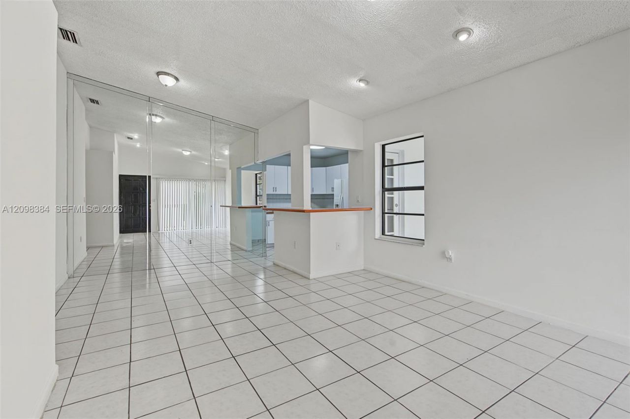7500 SW 153rd Ct, Unit 206-12, Miami, FL 33193 Photo