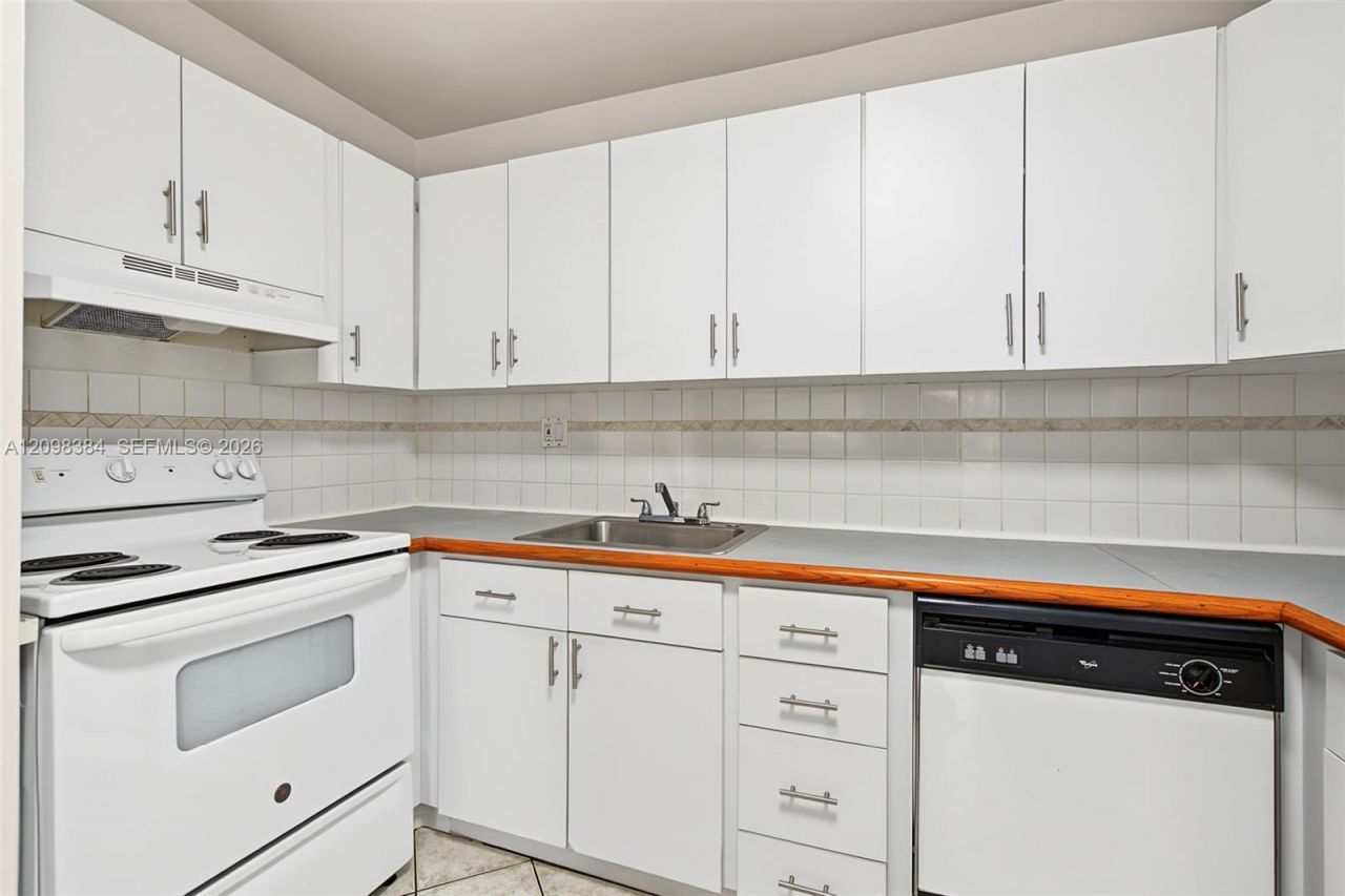 7500 SW 153rd Ct, Unit 206-12, Miami, FL 33193 Photo