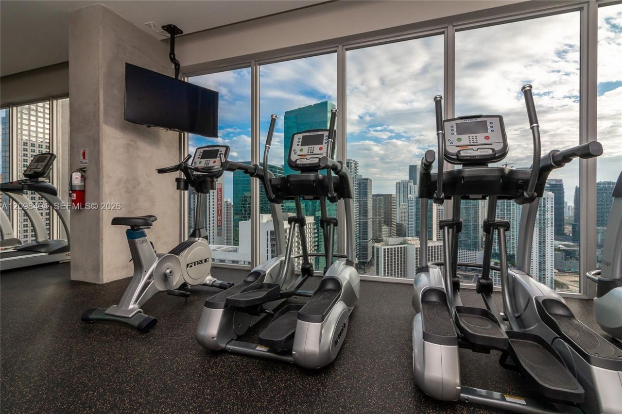 151 SE 1st St , Unit 1107, Miami, FL 33131 Photo