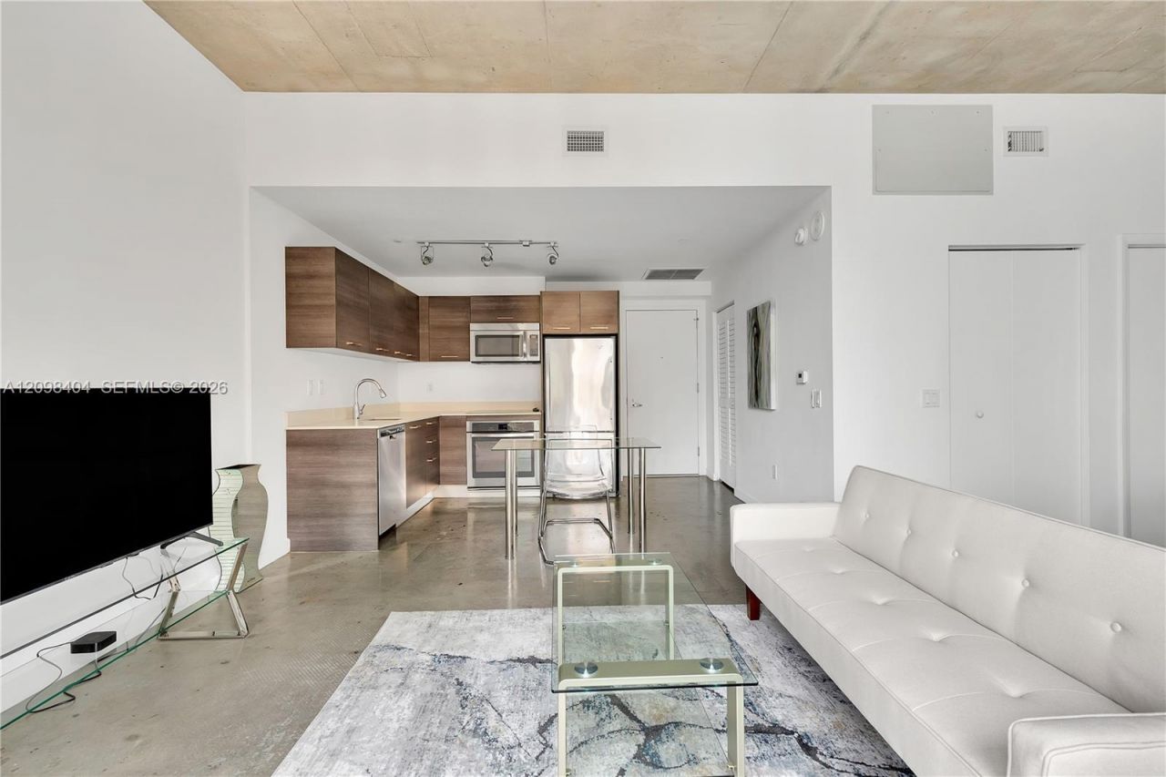 151 SE 1st St , Unit 1107, Miami, FL 33131 Photo