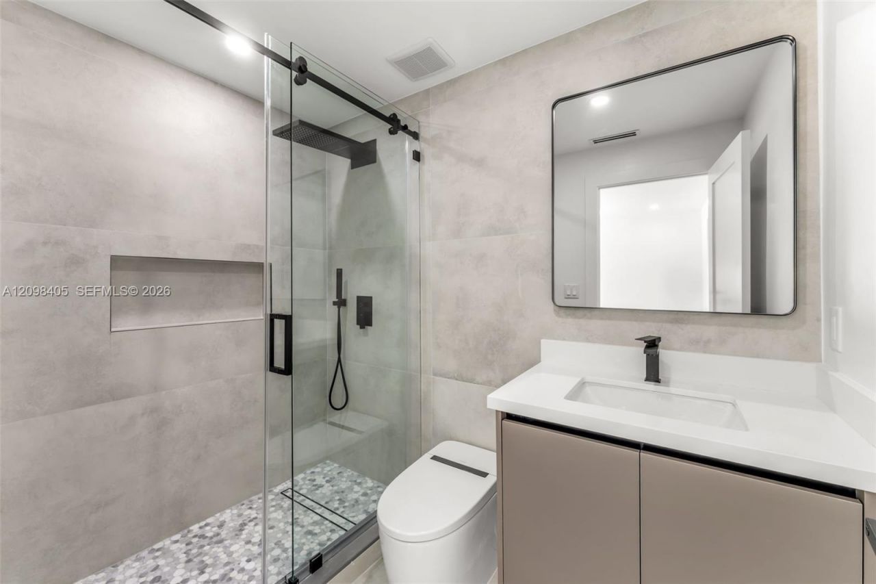 8345 SW 132nd St, Pinecrest, FL 33156 Photo
