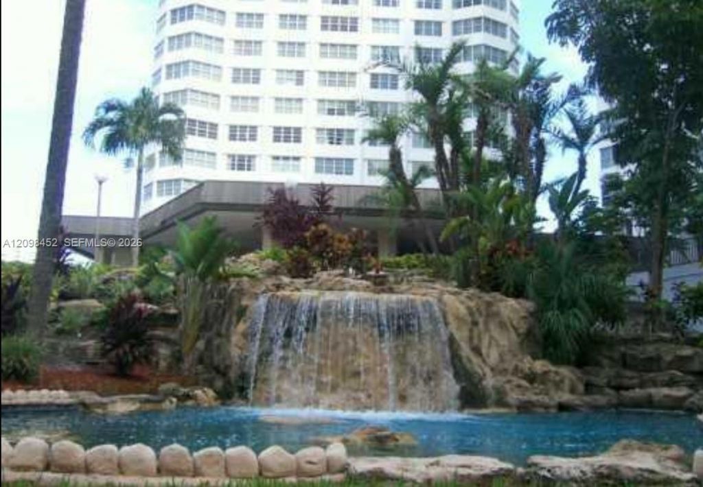 999 Brickell Bay Dr , Unit 1807, Miami, FL 33131 Photo
