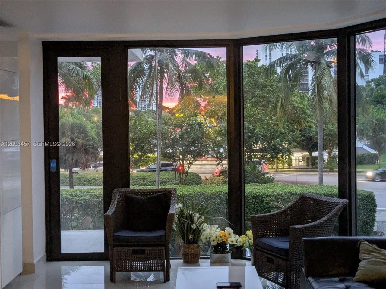 3375 N Country Club Dr , Unit 103, Aventura, FL 33180 Photo