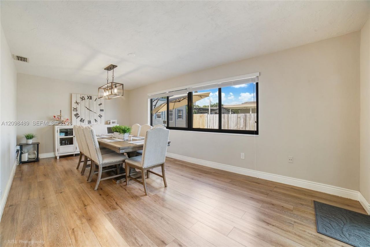 11941 NW 23rd St , Pembroke Pines, FL 33026 Photo