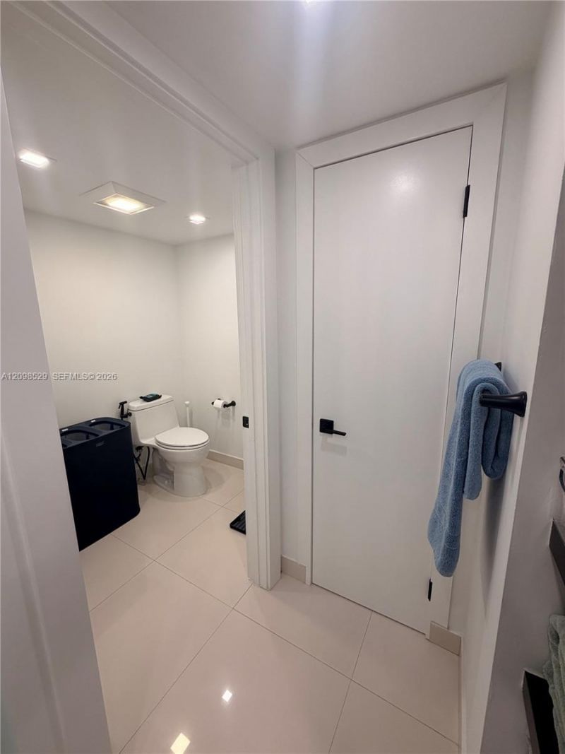 181 Crandon Blvd , Unit 109, Key Biscayne, FL 33149 Photo