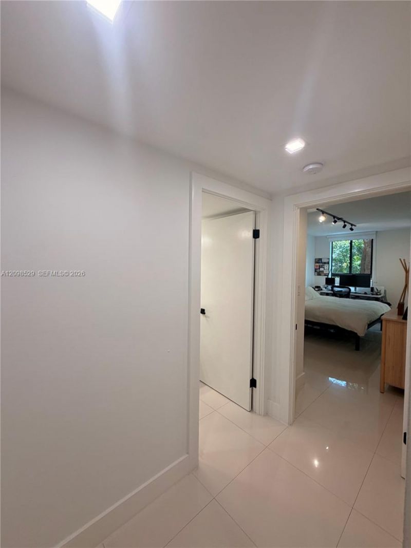 181 Crandon Blvd , Unit 109, Key Biscayne, FL 33149 Photo