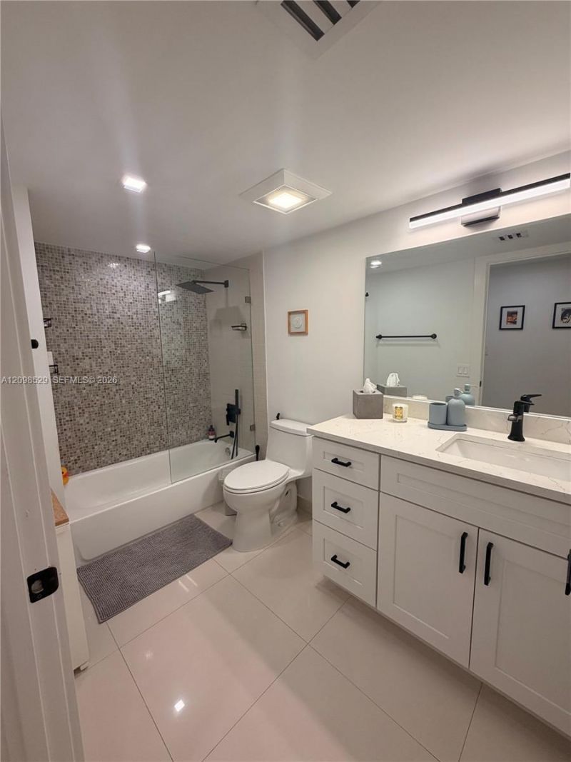 181 Crandon Blvd , Unit 109, Key Biscayne, FL 33149 Photo