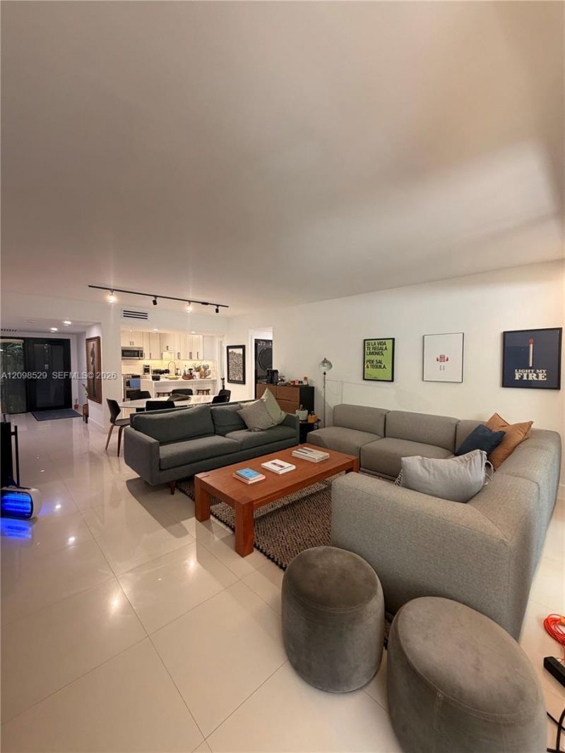 181 Crandon Blvd , Unit 109, Key Biscayne, FL 33149 Photo