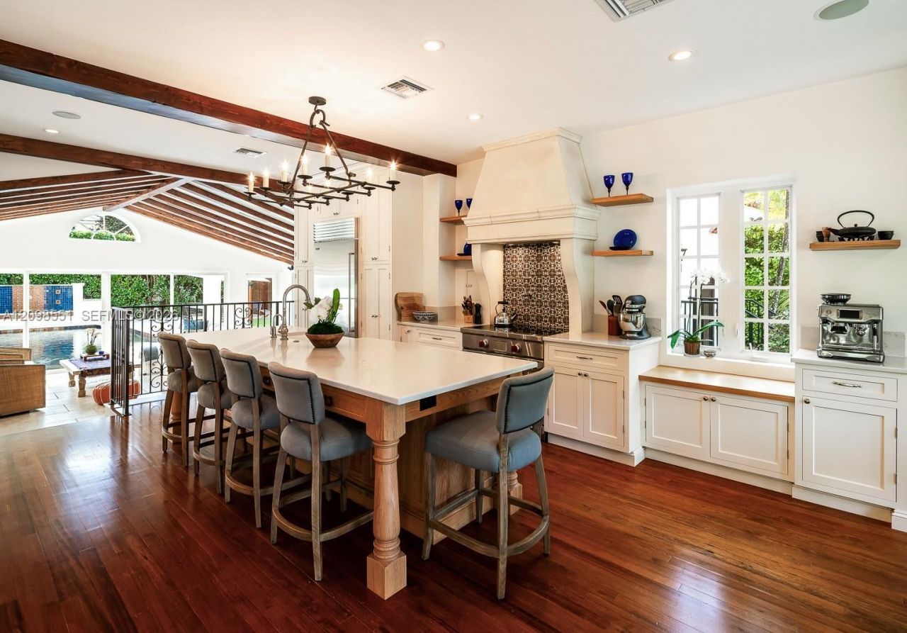 1234 S Greenway Dr , Coral Gables, FL 33134 Photo