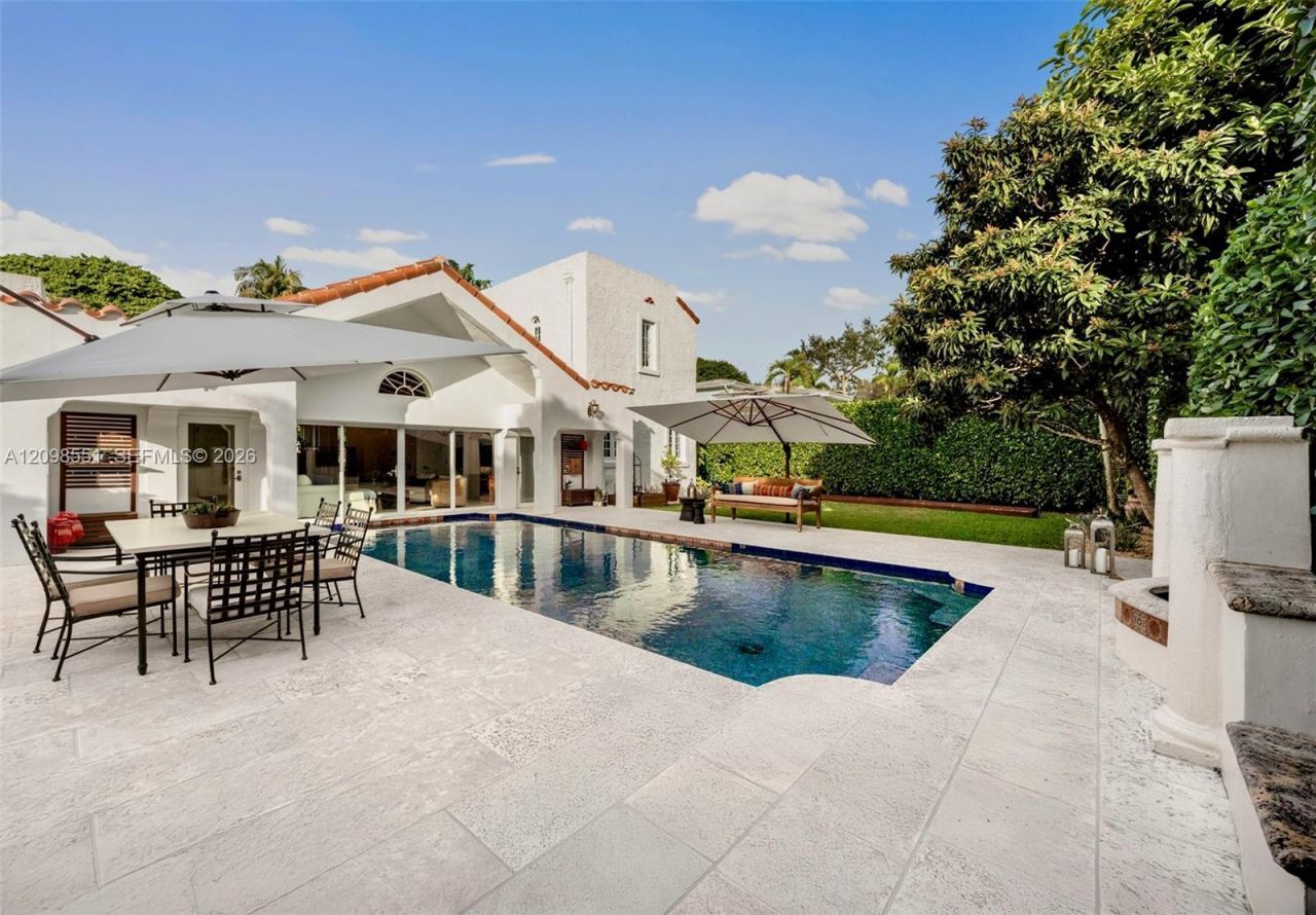 1234 S Greenway Dr , Coral Gables, FL 33134 Photo