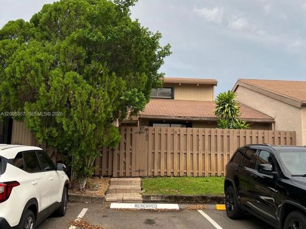 8102 SW 20th Ct , Davie, FL 33324