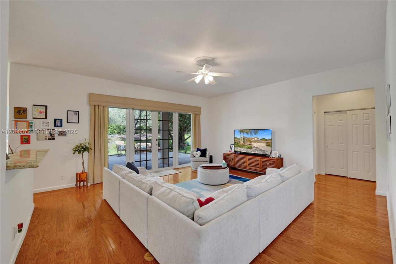 3961 Nighthawk Dr , Weston, FL 33331 Photo