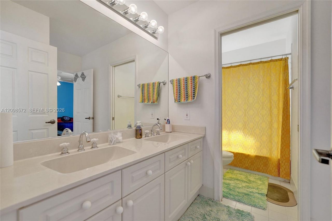 3961 Nighthawk Dr , Weston, FL 33331 Photo
