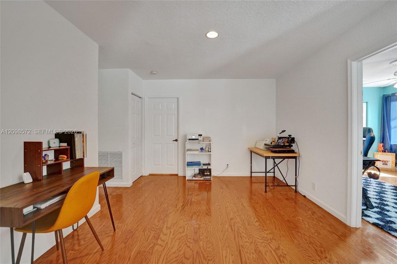 3961 Nighthawk Dr , Weston, FL 33331 Photo