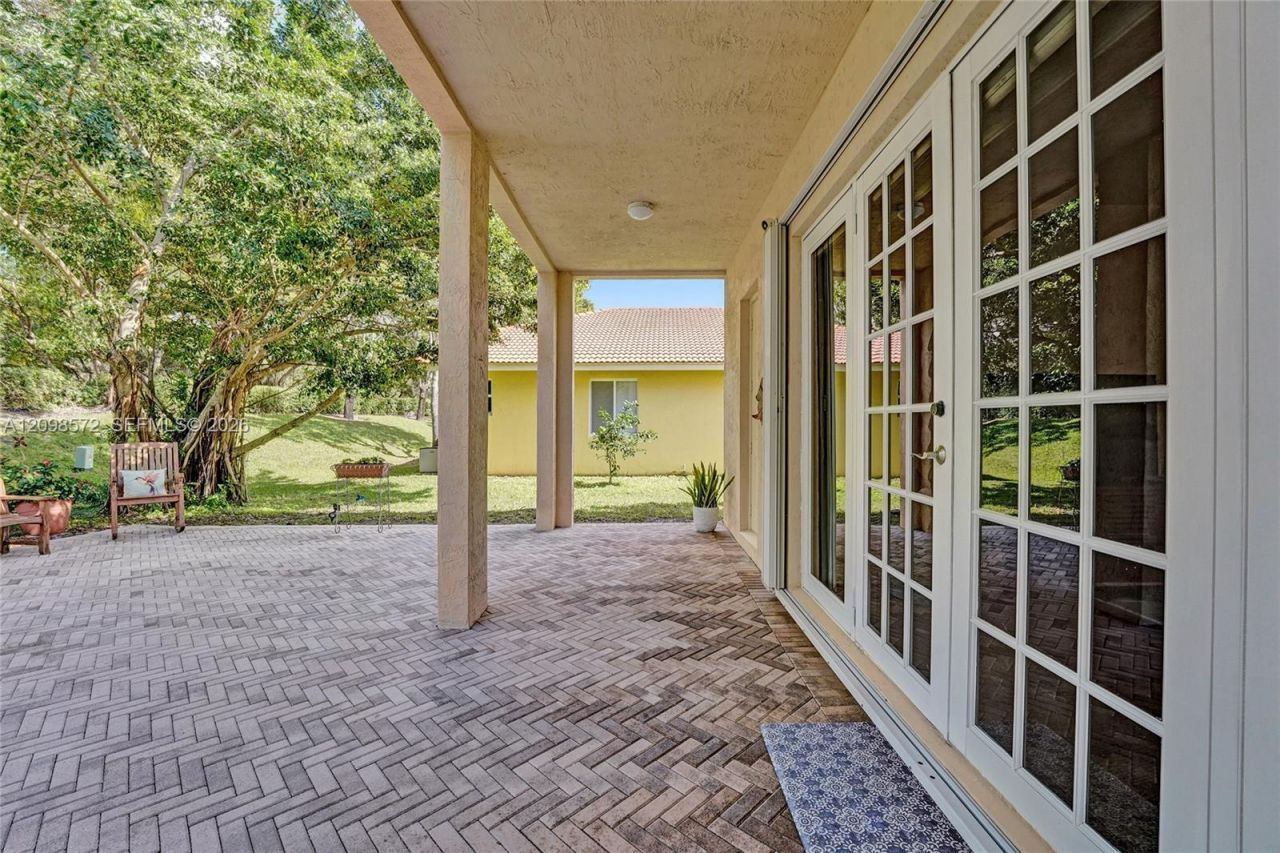 3961 Nighthawk Dr , Weston, FL 33331 Photo