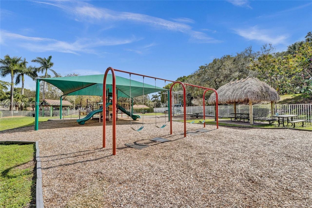 3961 Nighthawk Dr , Weston, FL 33331 Photo