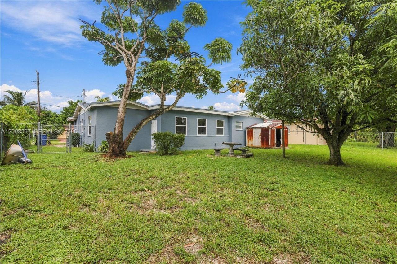 3476 NW 23rd Ct , Lauderdale Lakes, FL 33311 Photo