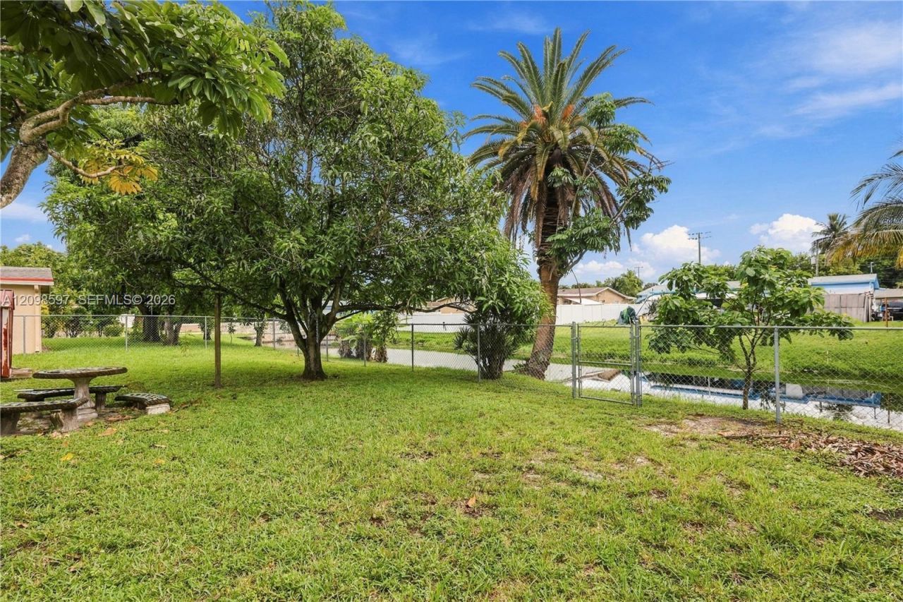 3476 NW 23rd Ct , Lauderdale Lakes, FL 33311 Photo