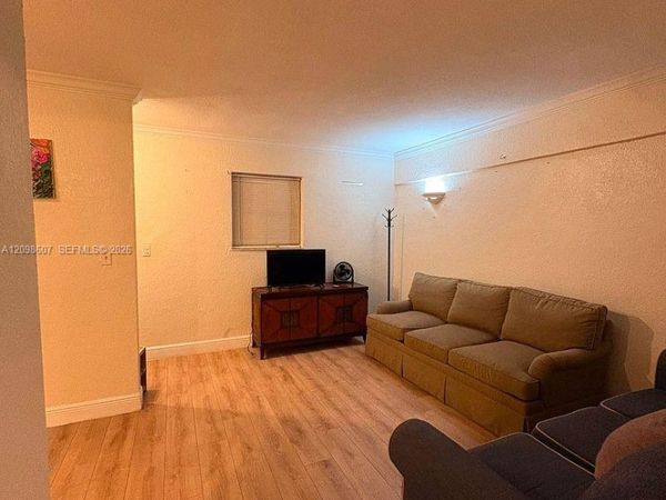 636 NE 63rd St , Unit 5, Miami, FL 33138