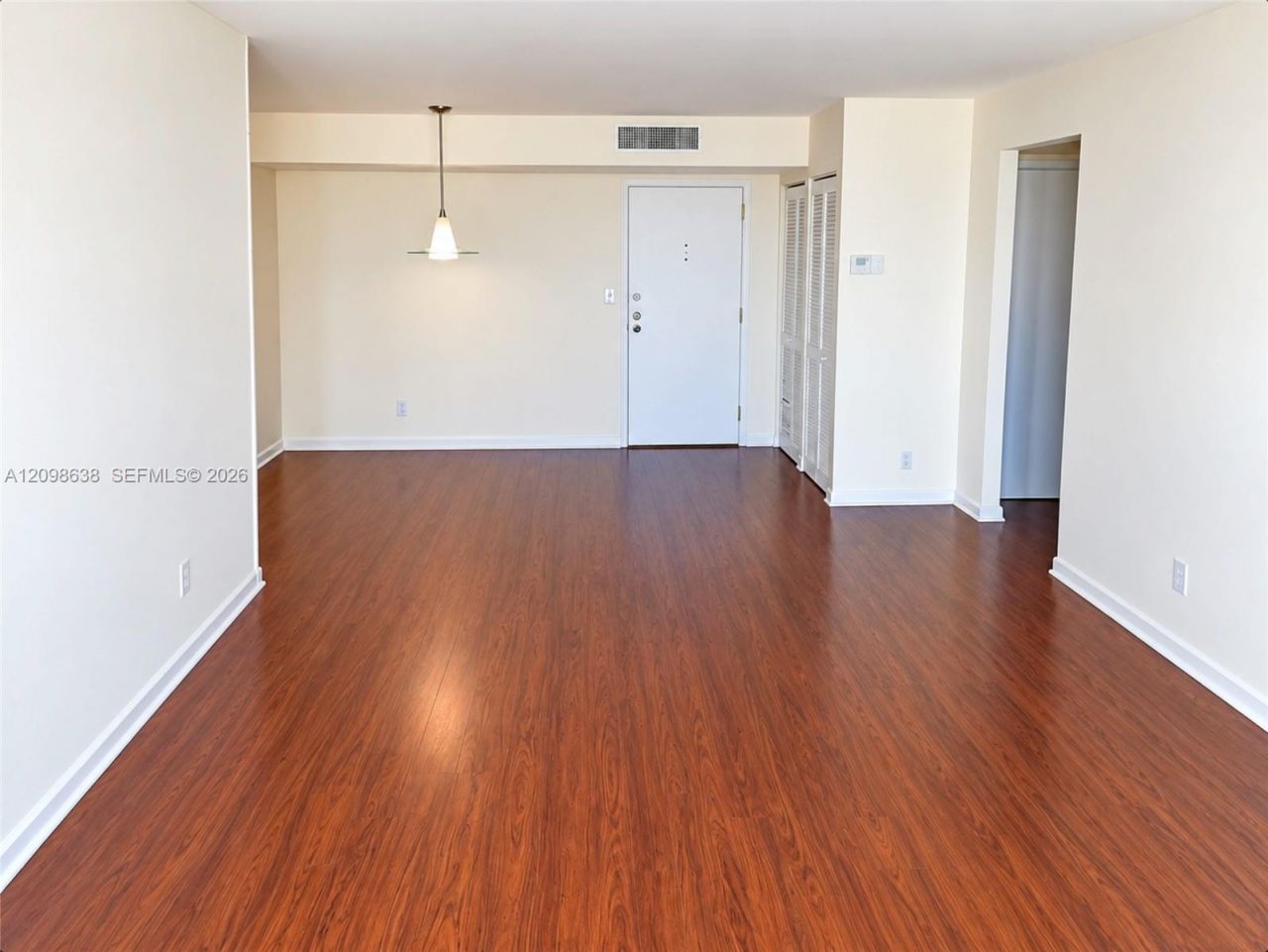 290 174th St , Unit 2412, Sunny Isles Beach, FL 33160 Photo