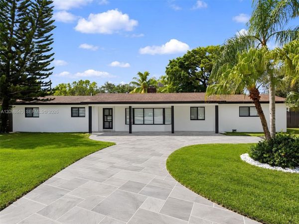 8200 SW 164th St , Palmetto Bay, FL 33157