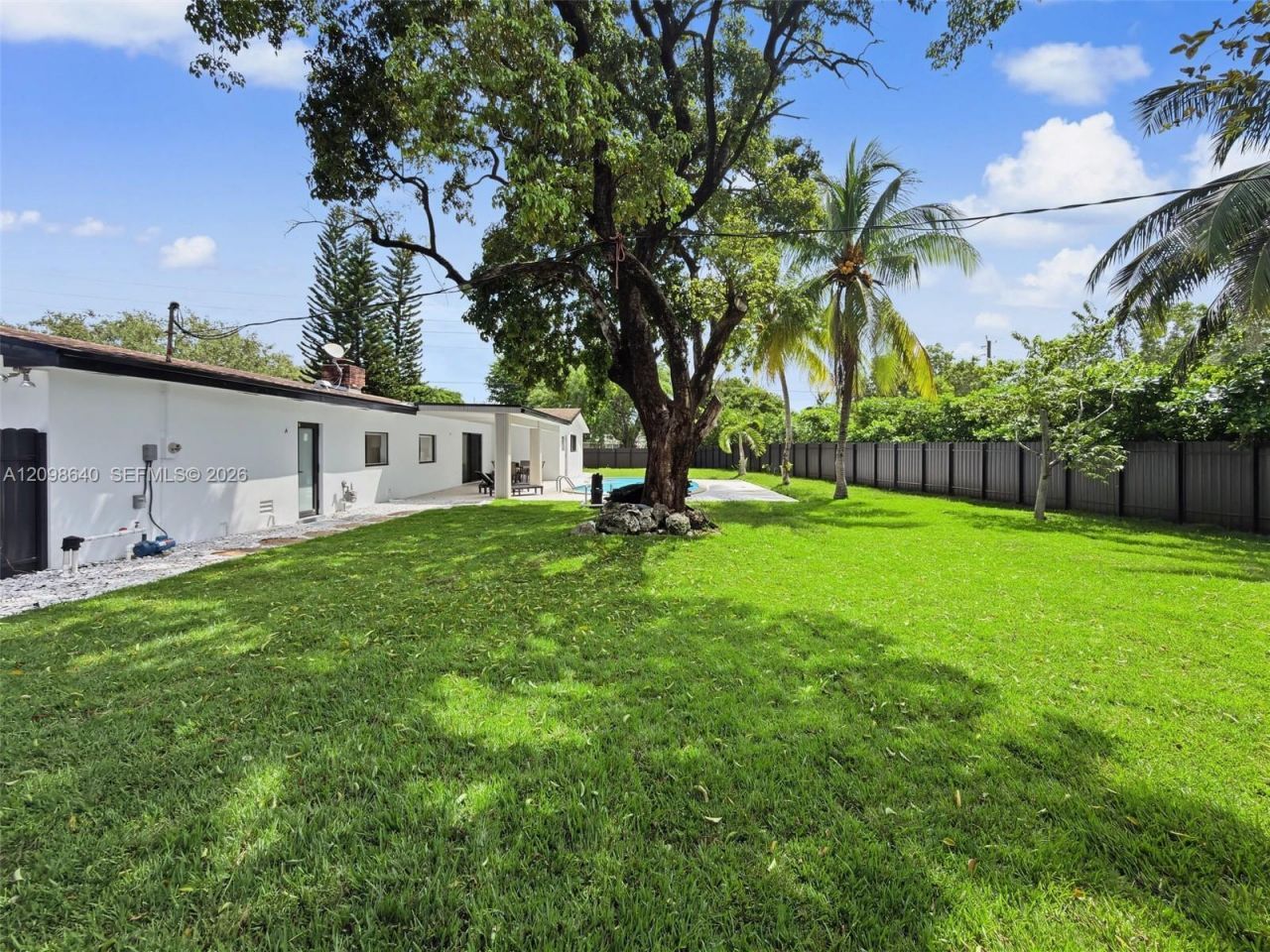 8200 SW 164th St, Palmetto Bay, FL 33157 Photo