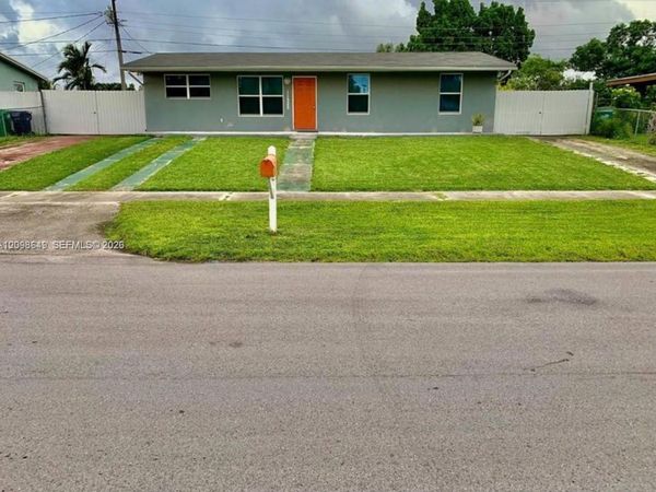 11525 SW 187th Ter , Miami, FL 33157